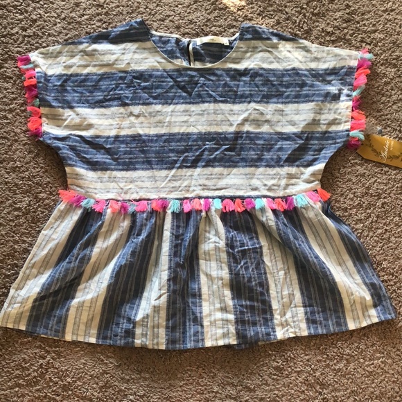 NWT Fringe Top - Picture 3 of 3